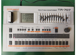 Roland TR-707 (24862)