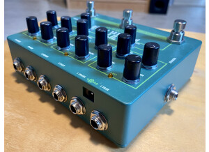 Electro-Harmonix Tri Parallel Mixer (27700)