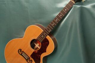 Gibson J-100 Xtra Centennial