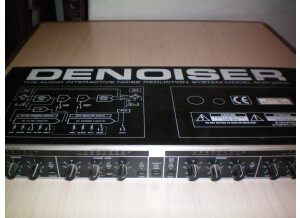 Behringer [Denoiser Series] SNR2000