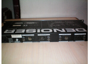 Behringer [Denoiser Series] SNR2000