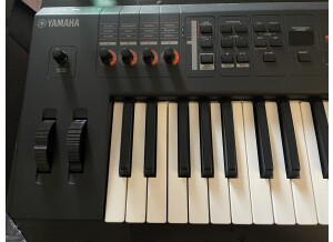 Yamaha MX49 II (27015)