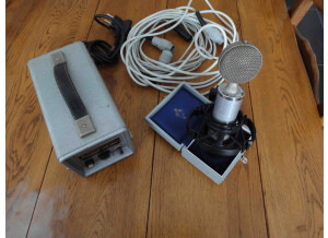Neumann cmv 563 (32650)