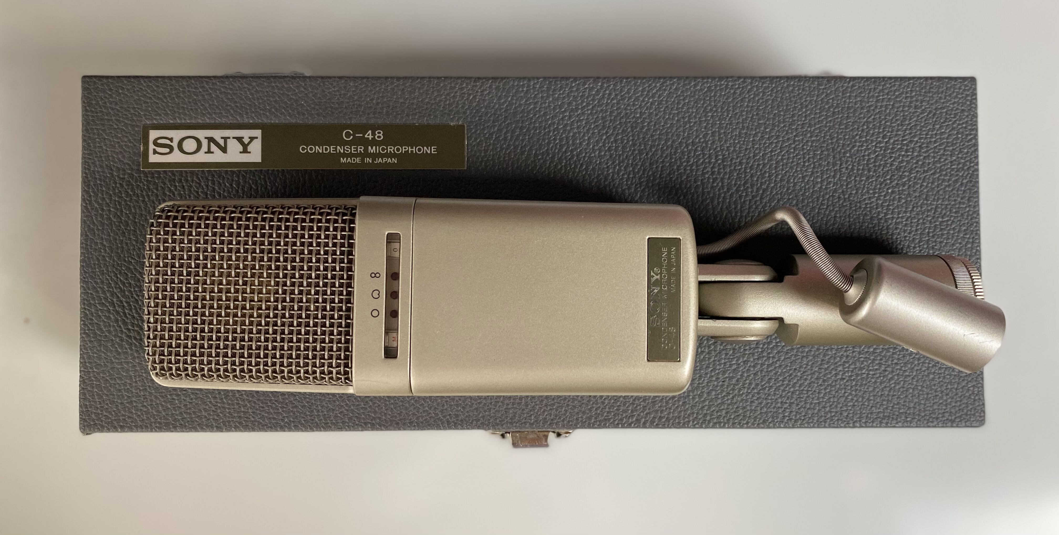 Micro statique à transistors à large membrane de la marque Sony C-48 