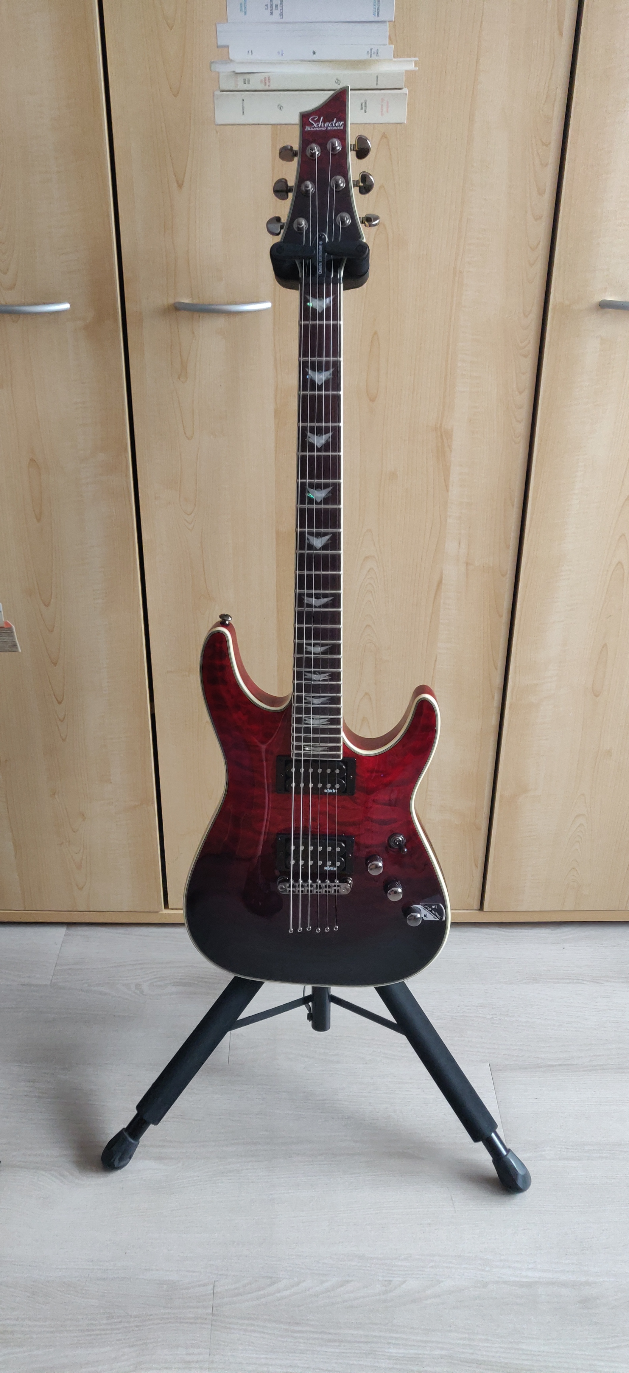 Schecter Omen Extreme-6