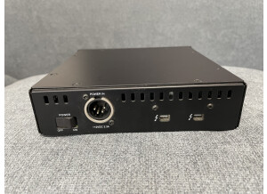 Universal Audio UAD-2 Satellite Thunderbolt - QUAD Core (70489)