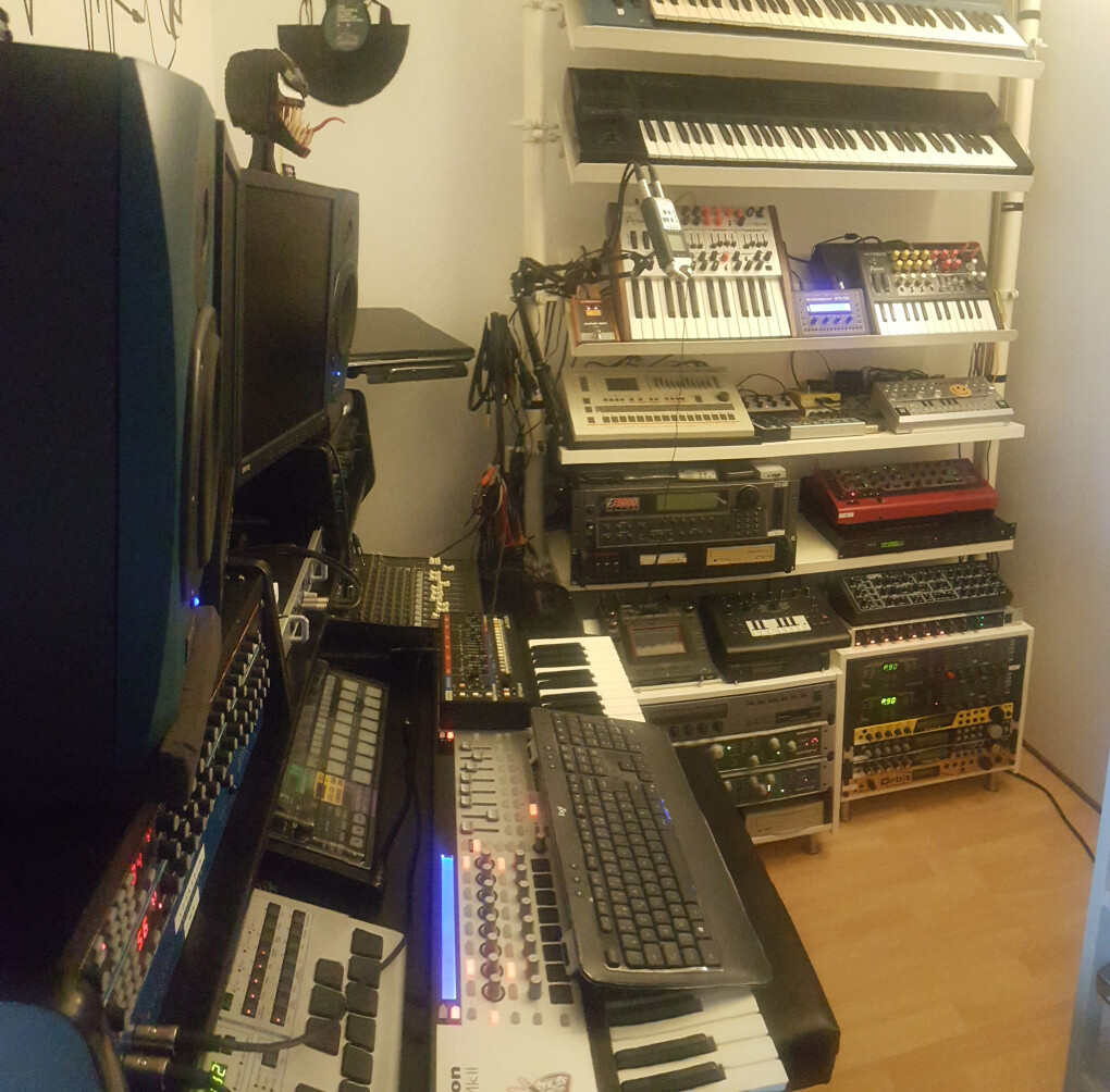 4903866.jpg 4903866.jpg