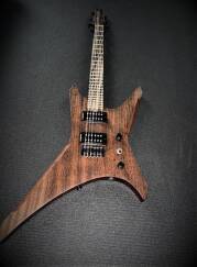 Hufschmid Guitars Warrior
