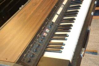 Yamaha CP-35