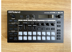 Roland MC-101 (36880)
