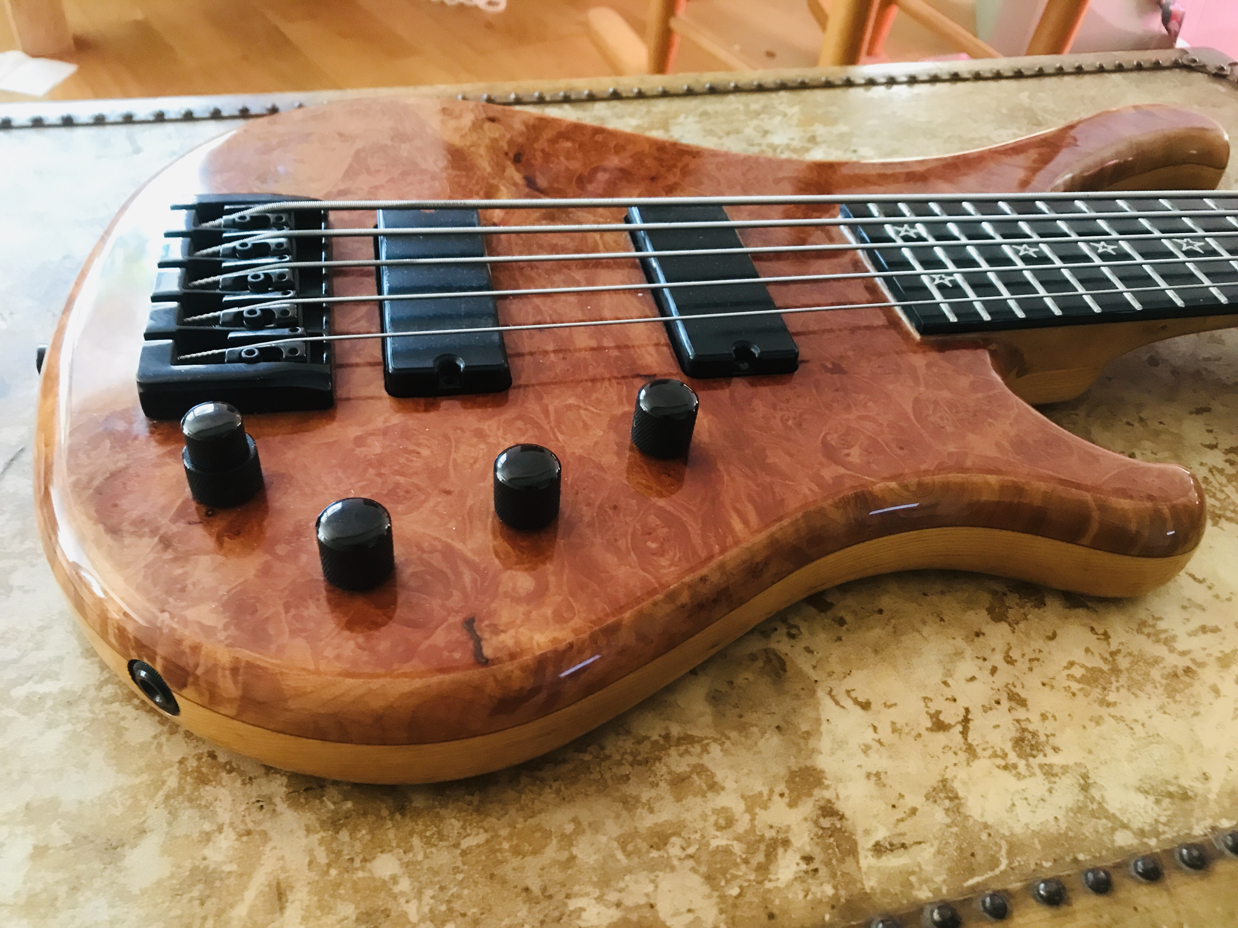 WSL Guitars Play Me Fonky 5