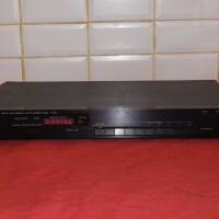 Tuner Luxman T - 100 L Digital Synthesized AM / FM Stéréo