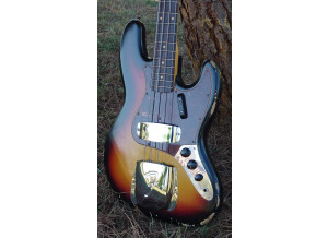 Fender Custom Shop '64 Relic Jazz Bass