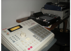 Akai MPC2000 (4513)