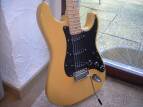 Fender Special Edition Lite Ash Stratocaster