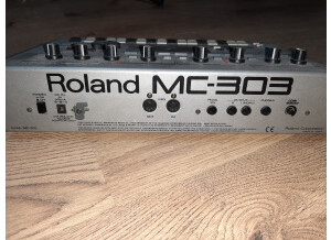 Roland MC-303 (72959)