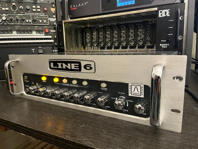 Vd tête d'ampli Bass 400 Watts Line 6 LowDown HD400