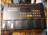 Vends Roland GR-1 Guitar Synthesizer