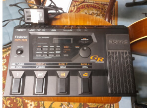 Roland GR-33
