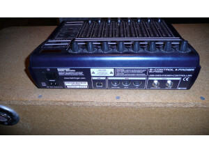 Behringer BCF 2000