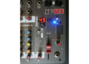 Zed6FX03