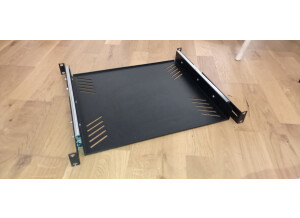 Adam Hall 87556 (64318)