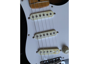 Fender ST57-xx (70233)