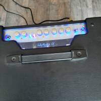 Vend ampli guitare à lampes Hugues & Kettner TubeMeister 18 Twelve Combo