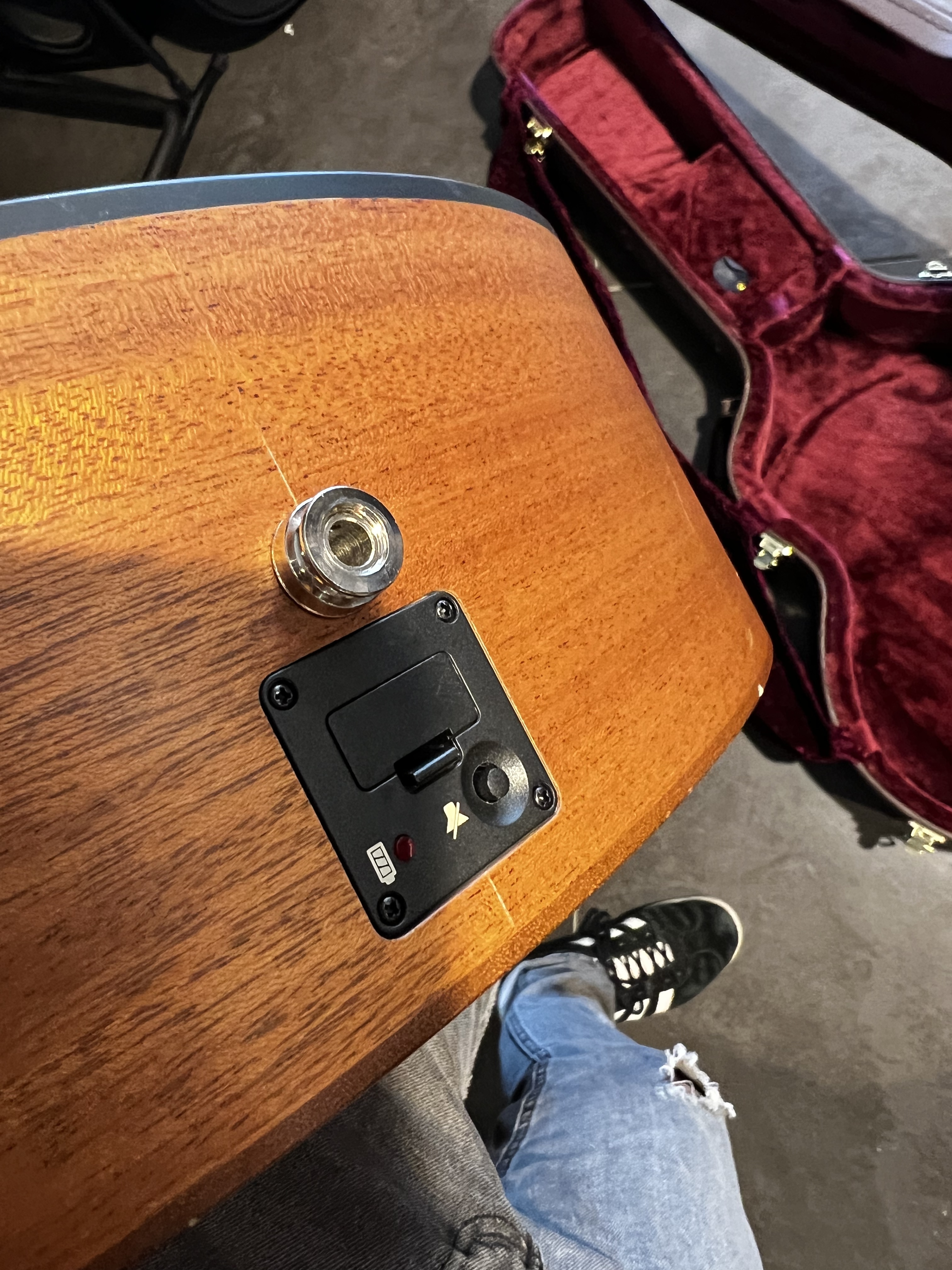Ibanez AE1 (83868)