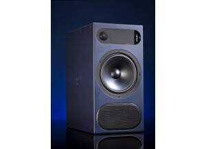 TwoTwo8 Front 3-4 bl