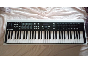 Arturia KeyLab Essential 61 (5423)