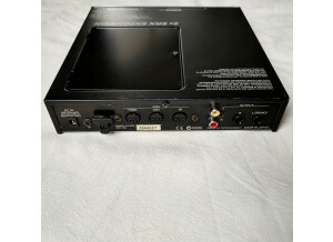 Roland XV-2020 (7666)