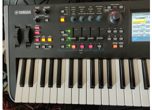 Yamaha MODX6 (73136)