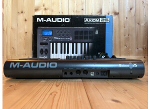 M-Audio Axiom 25