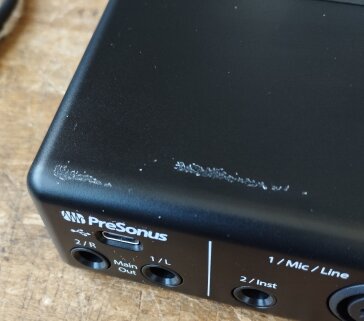 Audiobox GO trace de colle Audiobox GO trace de colle