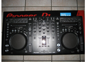 Pioneer DDJ-S1 (2489)