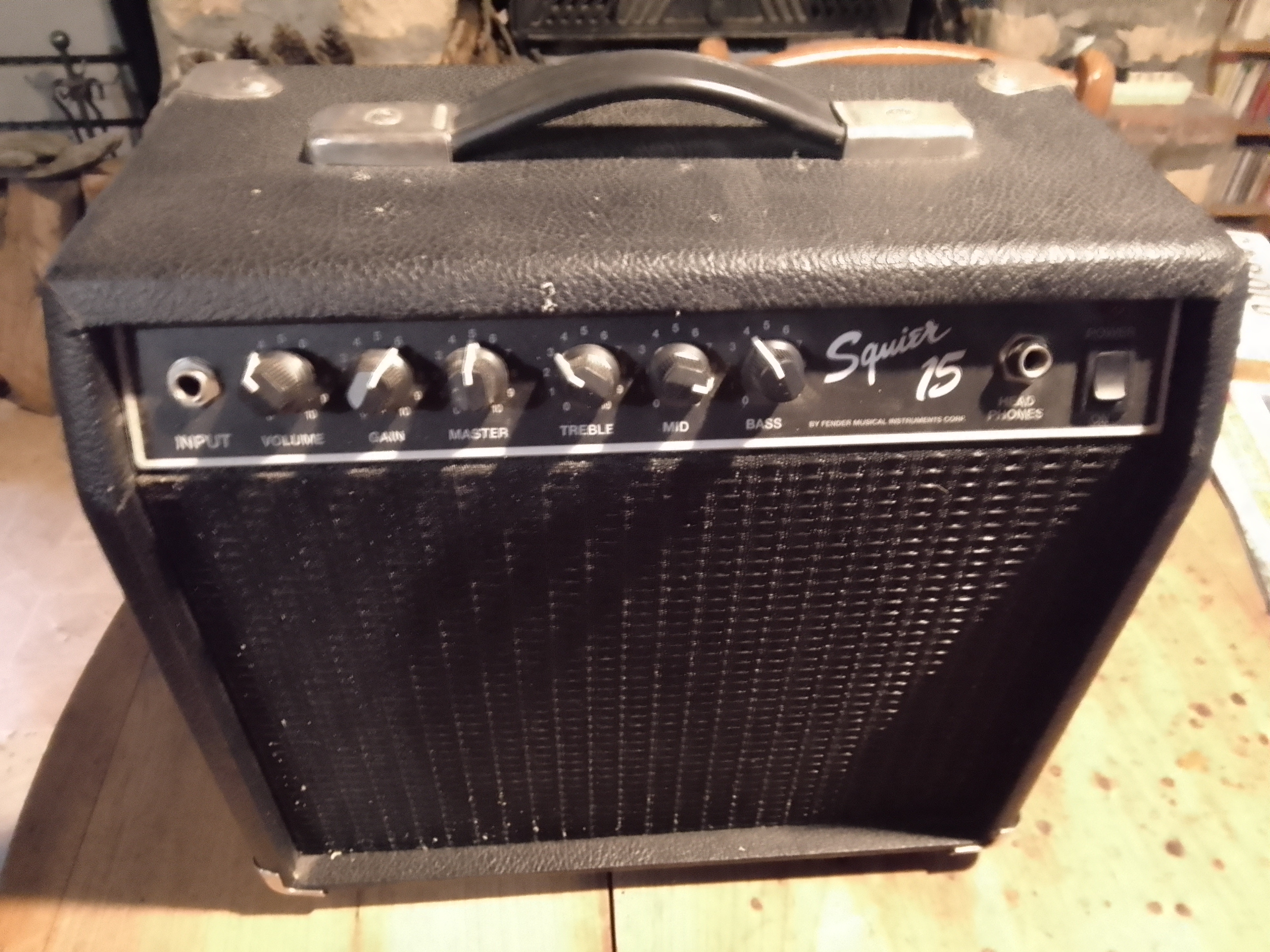 Ampli Fender Squier 15 made in mexico