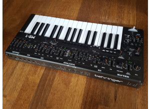 Behringer MS-1 (1411)