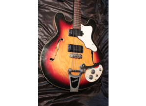 Mosrite Celebrity hollow body 60's (40182)