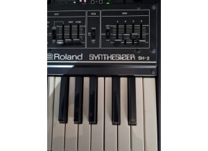 Roland SH-2 (50387)