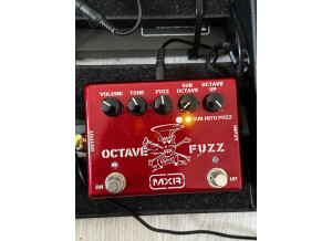 pedale-octave-fuzz-3919548
