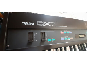 Yamaha DX7 (21922)