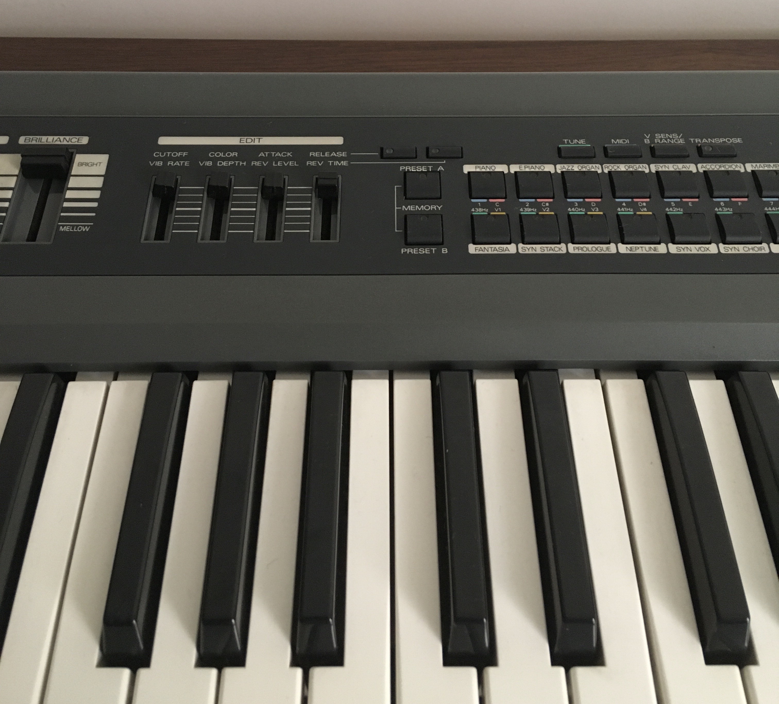 Roland JX-1 (74174)