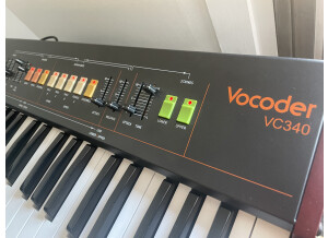 Behringer VC340 (3413)