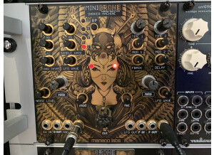 Manecco GRONE DRONE SYNTH (7233)