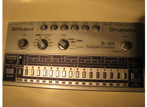 Roland TR-606 (28625)