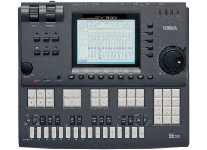 Yamaha QY700 (40698)