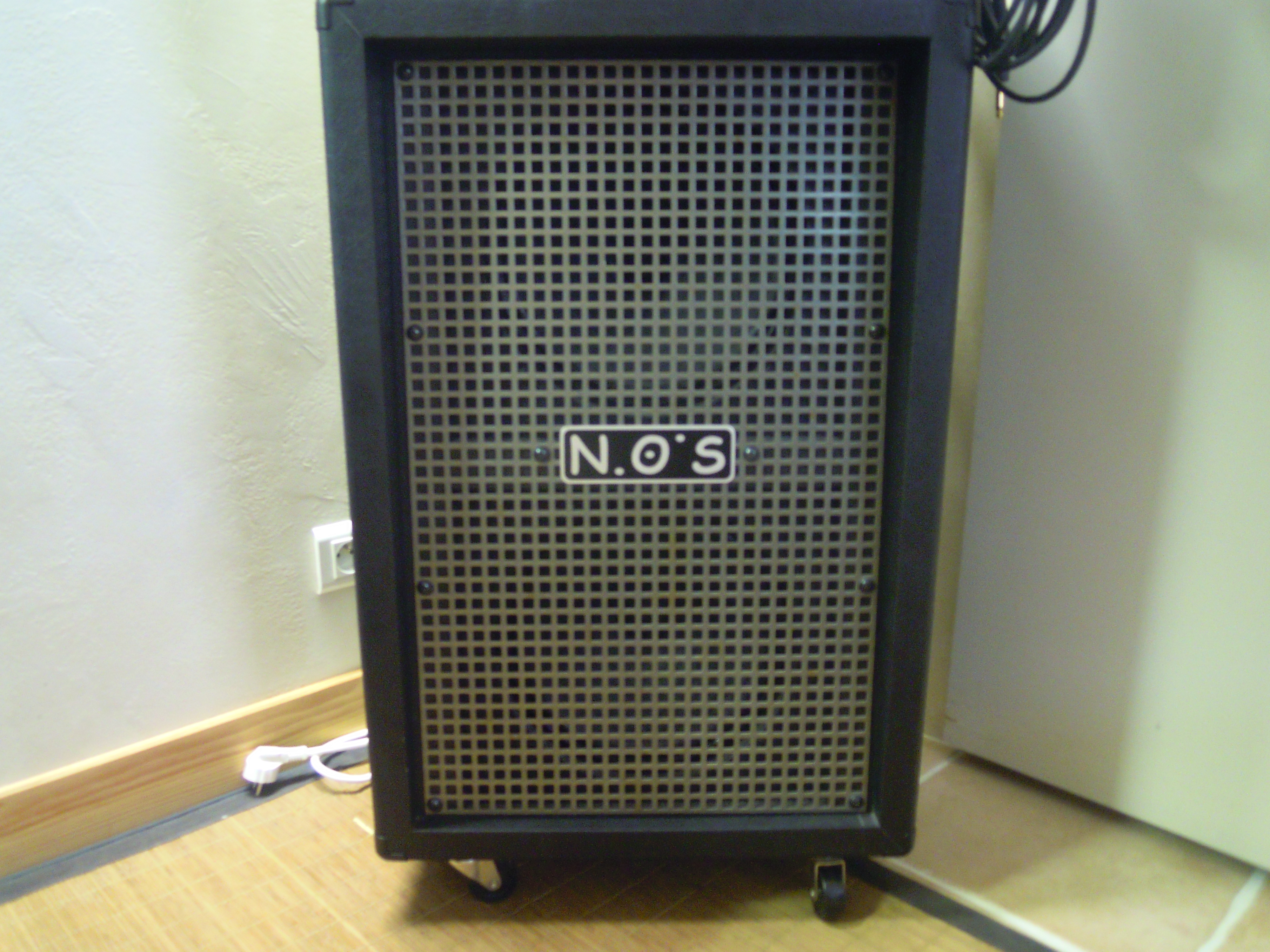 Nameofsound 2x12 Black Warrior Vertical