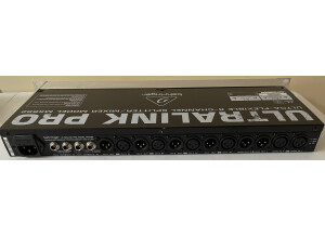 Behringer Ultralink Pro MX882 (71050)
