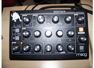 Moog Music Minitaur (96679)